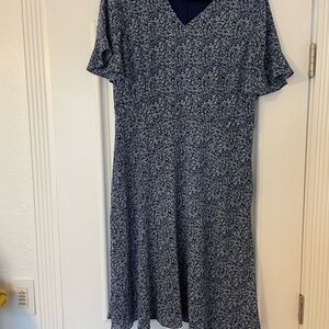 Floral V-Neck Dress in Blue and White